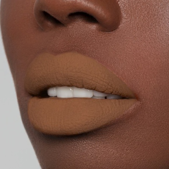 Matte Liquid Lipstick - Picture 3 of 8